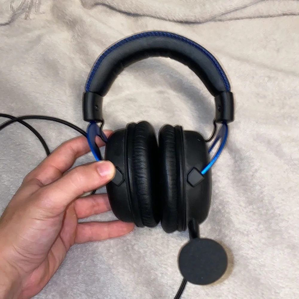 HyperX Gaming Headset (PlayStation design)